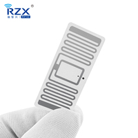 Étiquette blanche passive UHF RFID ISO18000-6C Qstar-7U 860-960 MHz pour la vente au détail/la logistique/les entrepôts/la gestion des actifs