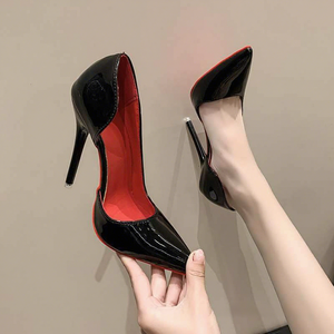 Zapatos de Tacón Alto de Mujer, Estilo Coreano, Color Rojo Sexy, Punta Puntiaguda, Diseño Hueco Lateral, Boca Poco Profunda, Cuero Patentado, Estilo Slip-On, para Primavera y Otoño - Product Image 4
