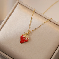 Doux géométrique fraise Zircon colliers pour filles femmes lumière extravagante titane acier collier bijoux directement de l'inde