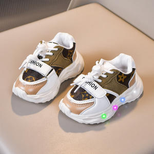 Chaussures <span class=keywords><strong>lumineuses</strong></span> pour enfants de 3 ans, style <span class=keywords><strong>baskets</strong></span> de papa, pour garçons et filles, collection Printemps-Automne 2026, modèle 5 - Product Image 6