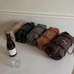 Custom Solid Color Fashion Versatile <strong>Round</strong> Cylinder Pillow-shaped Shoulder <strong>Bag</strong> Zipper <strong>PU</strong> Tote <strong>Bag</strong> - Product Image 3