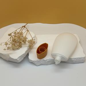 Bouteille vide de 50 ml en forme d'ampoule à toucher doux, en stock usine, pour <span class=keywords><strong>crème</strong></span> solaire, <span class=keywords><strong>crème</strong></span> pour les mains, isolation, fond de teint, <span class=keywords><strong>crème</strong></span> <span class=keywords><strong>BB</strong></span>/<span class=keywords><strong>CC</strong></span> - Product Image 2