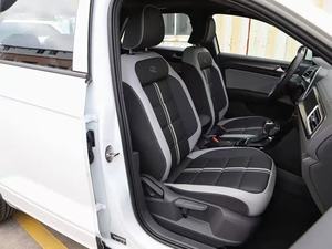 <span class=keywords><strong>T</strong></span>-<span class=keywords><strong>Roc</strong></span> 300TSI Versión Chenguang: Kit de carrocería deportiva Full R-<span class=keywords><strong>Line</strong></span>, llantas de aleación de 18 pulgadas, faros delanteros IQ.Light Matrix, riel de techo plateado - Product Image 5