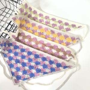 2024 kadın İlkbahar yaz saç aksesuarları örgü el yapımı saç yemeni papatya ayçiçeği desen tığ üçgen kafa bandı - Product Image 3