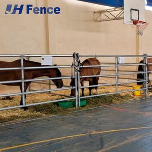 Panel Profesional para Caballos: Superficie Sólida y Lisa que Elimina Todo el Riesgo de Lesiones por Enredos en los Cascos o el Cabestro - Product Image 1