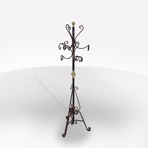Porte-manteau en fer forgé antique en cuivre - Product Image 1