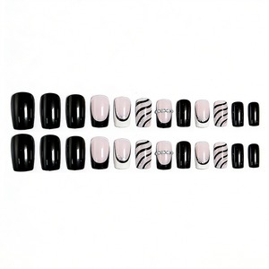 <span class=keywords><strong>Uñas</strong></span> Postizas <span class=keywords><strong>Cortas</strong></span> con Diseño <span class=keywords><strong>de</strong></span> Vaca Francesa en Blanco y Negro, Estilo Minimalista Occidental, ABS Premium, MOQ1, Venta al Por Mayor, Stock Disponible - Product Image 5