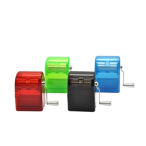 Venta al por mayor <span class=keywords><strong>Funway</strong></span> OSM-01 Moderno Molinillo de Tabaco Rectangular Mini Manual con Manivela, Cortador y Triturador, Accesorios para Hierbas Multicolor - Product Image 5