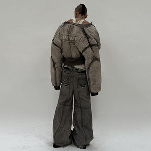 DIZNEW Heren Winterjas Lage MOQ Aangepaste 2024 Grijze Vintage Bomber Pufferjas voor Heren Gemaakt in China - Product Image 2