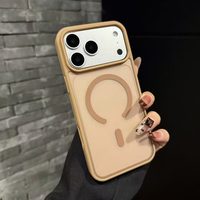 Coque de téléphone magnétique givrée à prix abordable, vente chaude directe usine pour iPhone 17 Pro Max, compatible avec les modèles 17, 16, 15, 14, 13, 12, 11