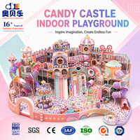 Nouvelle structure de jeu intérieur commerciale 2026 personnalisée pour enfants : piscine à balles, toboggan et structure d'escalade en pastel