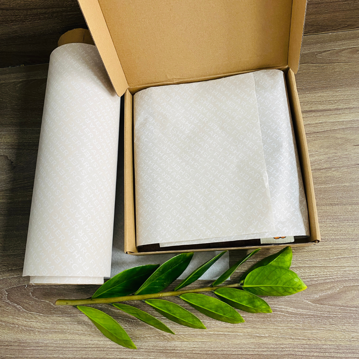 White 100% Virgin Kraft Art Paper Factory Direct Custom Clothing Wrapping Paper Moisture-Proof Eco-Friendly Wind-Special Ins