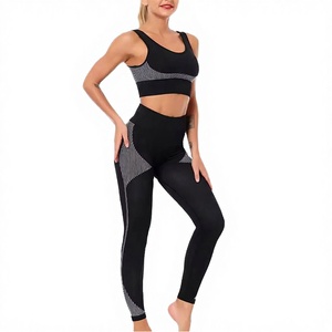 Conjunto Deportivo de 2 Piezas para Mujer, Top de Yoga de Manga Larga, Corte Ajustado, Secado Rápido, Sin Costuras, Cintura Alta, con Logotipo Frontal y en la Cintura - Product Image 3