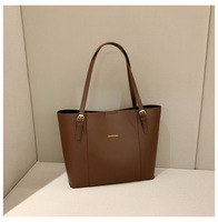 Sac fourre-tout structuré imperméable à motif géométrique, style bohème vintage, à bandoulière unique, pour femme, idéal pour l'été et le quotidien - Vente en gros Star
