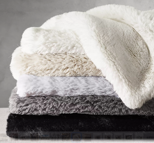 Jeté de luxe en fausse fourrure de lapin noir - Product Image 6