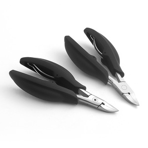 Nouveaux coupe-ongles en acier inoxydable pour enlever les cuticules, les peaux mortes, les callosités et les outils de pédicure. - Product Image 3