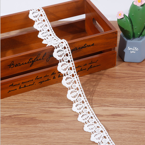 Adorno <span class=keywords><strong>de</strong></span> encaje <span class=keywords><strong>de</strong></span> <span class=keywords><strong>guipur</strong></span> con bordado <span class=keywords><strong>de</strong></span> poliéster blanco ancho para vestido <span class=keywords><strong>de</strong></span> novia - Product Image 2