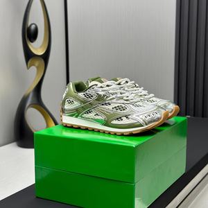 Zapatos Deportivos para Caminar al Aire Libre para Mujer y Hombre - Zapatillas de Cuero Genuino con Diseño Transpirable Antiolor - Product Image 4