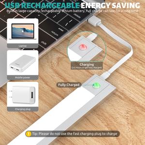 Lámpara Nocturna Inteligente Inalámbrica con Sensor de Movimiento Magnético, Recargable por USB, Luz LED para Armario, Guardarropa y Debajo del Gabinete - Product Image 2