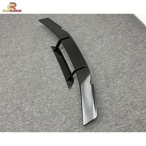 สปอยเลอร์หลังคาร์บอนไฟเบอร์แบบแห้ง Novit Style สำหรับรถยนต์ Lamborghini Huracan EVO ปี 2019-2021 ชุดแต่งคาร์บอนสำหรับรถยนต์ - Product Image 4