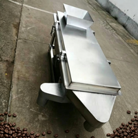 Machine de tri et de nettoyage des graines par vibration pour le traitement agricole