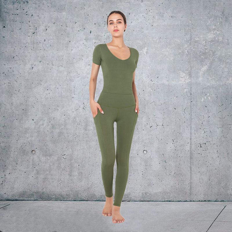 Hot  Yoga Set 5 colors fitness Fashion Modern Breathable Workout Clothing Women Active Wear  hygroscopic  Popular
