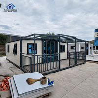 Maison préfabriquée extensible à double aile pour projets de villas, avec aménagement de chambre, salon et salle de bain, maison conteneur
