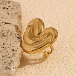 Bague ouverte torsadée en forme de cœur en acier inoxydable plaqué or 18 carats PVD, décoration manuelle créative simple, sans décoloration, pour femme - Product Image 4