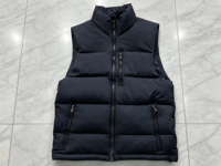 Gilet matelassé imperméable à col montant, brodé d'un petit logo, chaud et classique, scannable par code, collection automne/hiver