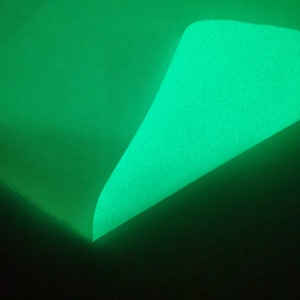 Tessuto auto-luminoso personalizzato bagliore in tessuto scuro luminoso fluorescente tessuto materiali per l'abbigliamento - Product Image 5