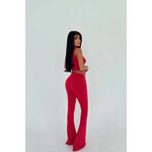 Ensemble de pantalon rouge pour femmes - Product Image 1