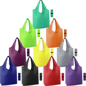 Sacs fourre-tout en polyester réutilisables écologiques personnalisés en gros, pliables, avec logo imprimé et motif lettres, pour le voyage - Product Image 1