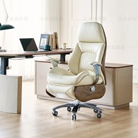 Chaise de bureau exécutive ergonomique en cuir, dossier haut, soutien lombaire, siège pivotant, accoudoirs fixes, base métallique inclinable