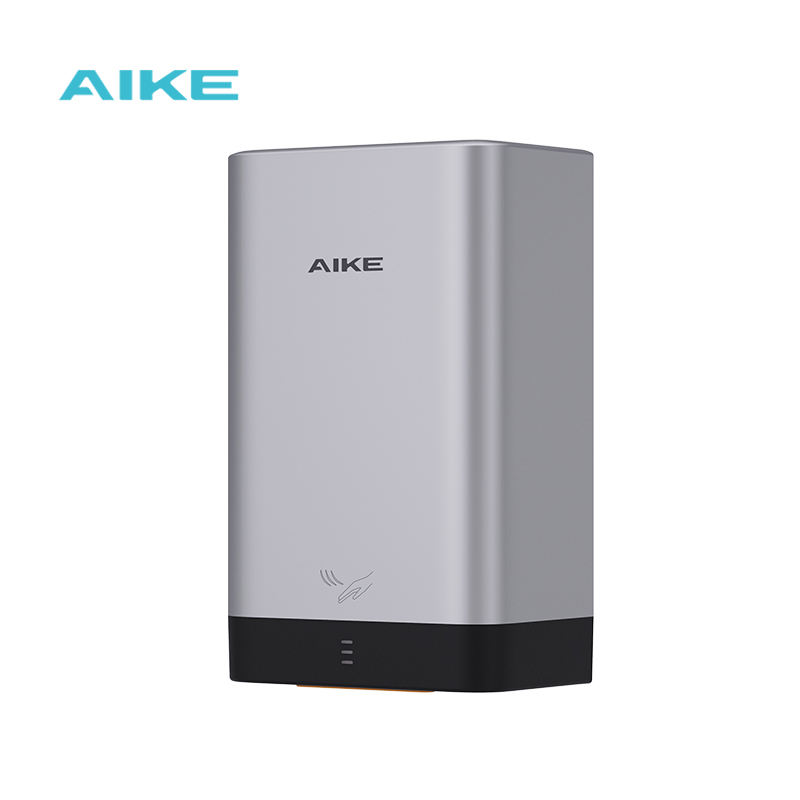 สีเงินและสีดำ