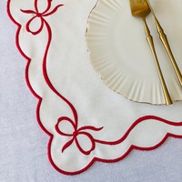 Set de table et serviette rectangulaires personnalisables en coton-lin vintage avec bordure brodée ondulée, résistants à la chaleur, pour mariage et maison