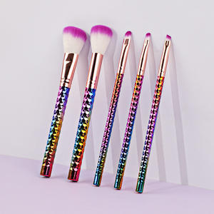 Juego de 5 Brochas de Maquillaje de Viaje con Mango Electrochapado, para Polvo Suelto, Corrector, Rubor, Sombra de Ojos, Herramientas de Belleza - Product Image 3