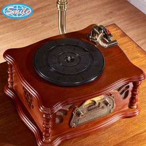 Tourne-disque vintage rétro avec Bluetooth, <span class=keywords><strong>d</strong></span>écoration de salon, ancien lecteur de disques, système audio Hi-Fi créatif - Product Image 2