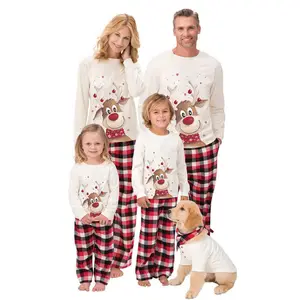 Top in tessuto misto cotone con stampa alce di babbo natale e pantaloni a quadri Set di due pezzi pigiama per la famiglia Set coordinati pigiama natalizio da uomo