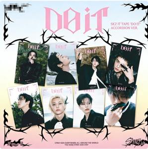 Stray Kids SKZ IT TAPE DO IT Versión Acordeón, Photobook de K-pop, Empaque Plegable, Edición Oficial STAY de JYP Entertainment, Lanzamiento 2024 - Product Image 1