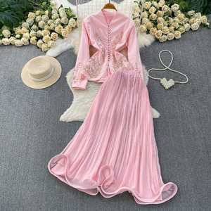 Luxuriöses Pailletten-<span class=keywords><strong>Blazer</strong></span>-Set mit V-Ausschnitt und Elegantes Plissiertes Maxikleid im Zweiteiler-Stil - Product Image 1