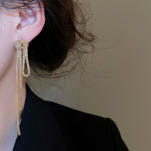 Boucles d'oreilles de luxe élégantes pour femmes, pour soirée, mariage, bijoux, chaîne nouée, longues, à pampilles - Product Image 3