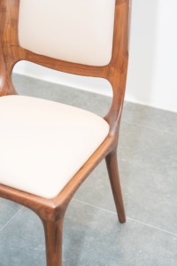 Chaise de salle à manger moderne en bois de noyer massif avec artisanat de menuiserie traditionnel, assise élégante pour la maison, le restaurant, l'hôtel PISANO - Product Image 6