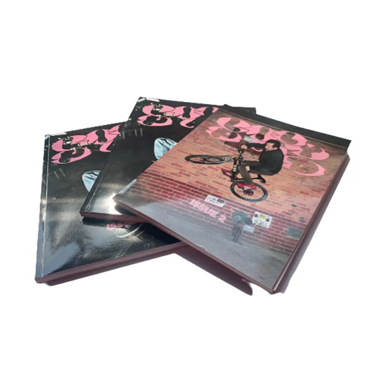OEM ODM pabrik grosir majalah kertas seni cetak digital katalog pencetakan brosur buku katalog cetak kustom