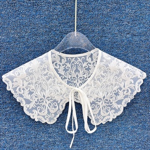 Nuevo diseño al por mayor <span class=keywords><strong>Organza</strong></span> bordado Diseño Camiseta cuello ahueca hacia fuera la flor atar hasta el cuello <span class=keywords><strong>de</strong></span> encaje - Product Image 4