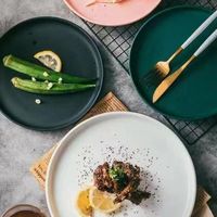Assiette à dîner en céramique de style occidental minimaliste, assiette à steak, vaisselle nordique, vaisselle tendance de style japonais, assiette pour le petit-déjeuner