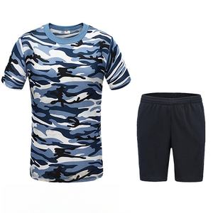 Venta al por mayor de Camisetas Personalizadas de poliéster camuflaje al aire libre para hombres de entrenamiento escolar de verano - Product Image 4
