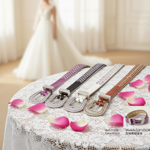 Cintura con Fibbia Quadrata in Strass Marca Z 3,8*105Cm in Pelle Sintetica per Matrimoni e Moda - Product Image 3