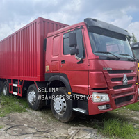 Haute Qualité Utilisé HOWO Light Van Châssis Camion Nouvel État Transmission Manuelle 4x2 6x4 Roue D'entraînement Offre Spéciale Clôture Cargo Camions