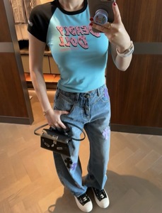 <span class=keywords><strong>T</strong></span>-<span class=keywords><strong>shirt</strong></span> Crop Slim con Stampa Cuore Spinato Stile Americano Retrò, Maniche Raglan Bicolore, Top da Donna Y2K Hot Girl Style - Product Image 2