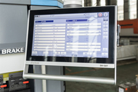 Prensa Plegadora Hidráulica CNC Multifuncional de Diseño Moderno RAYMAX para Plegado de Metal y Acero